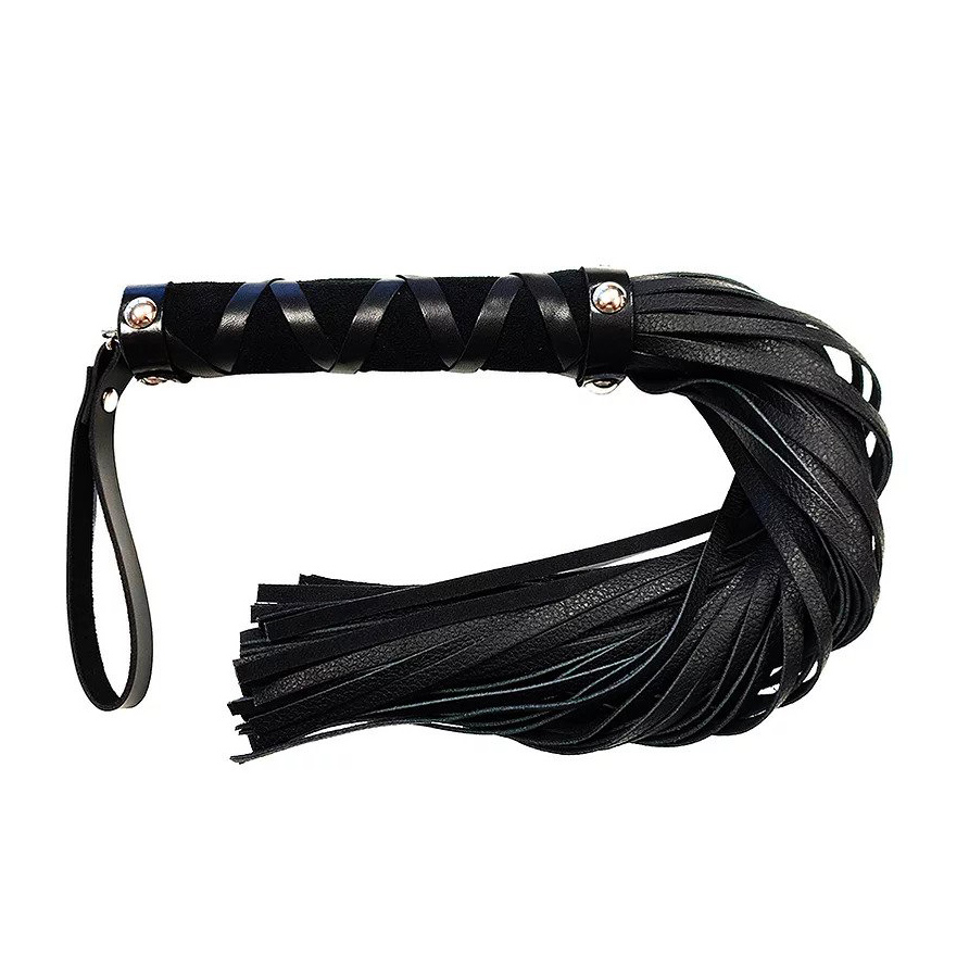 Rouge Short Leather Flogger With Studs Rouge Short Leather Flogger With Studs
